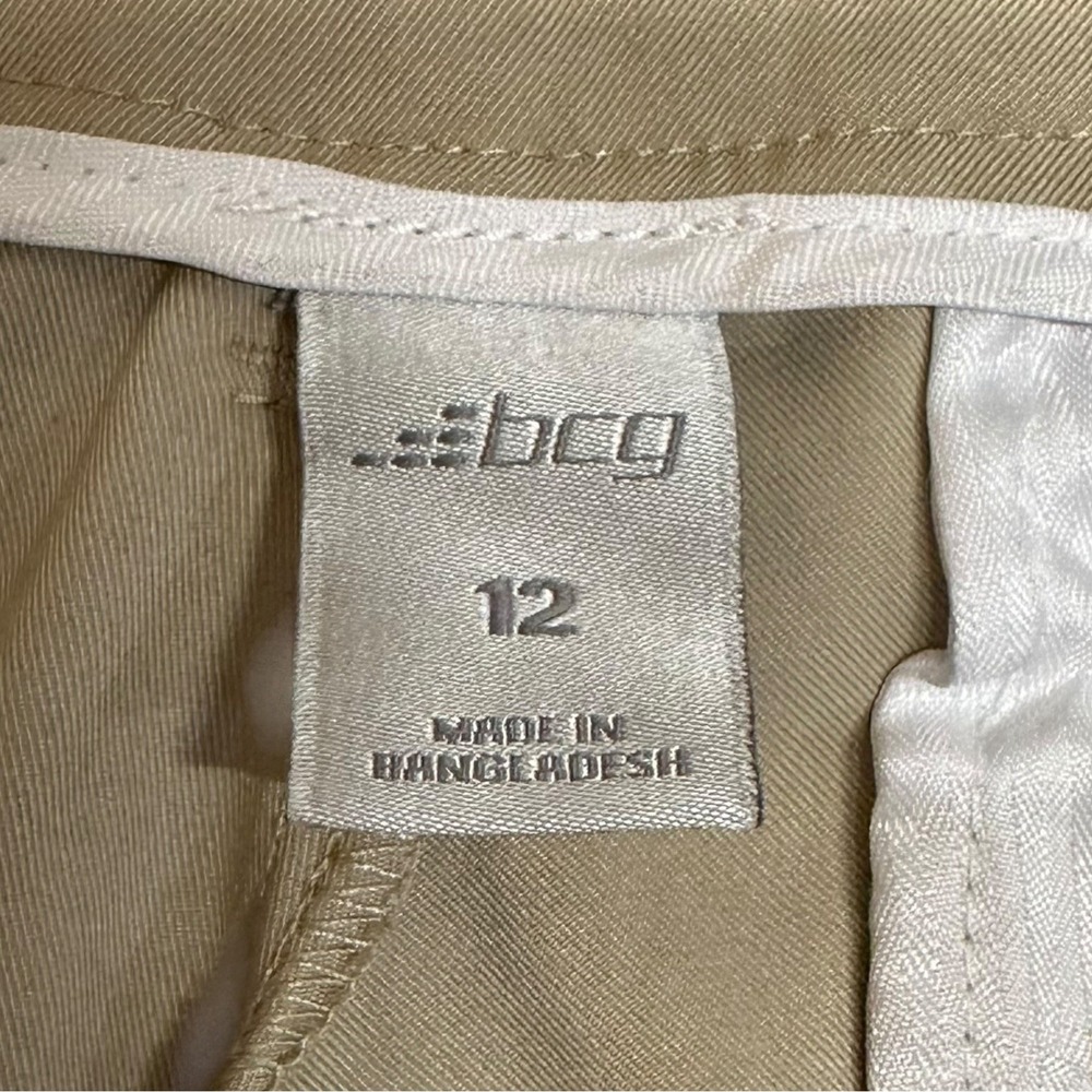 BCG Shorts Women 12 Khaki Stretch Mid Rise 7" Inseam Pockets Lightweight Walking - Picture 5 of 9